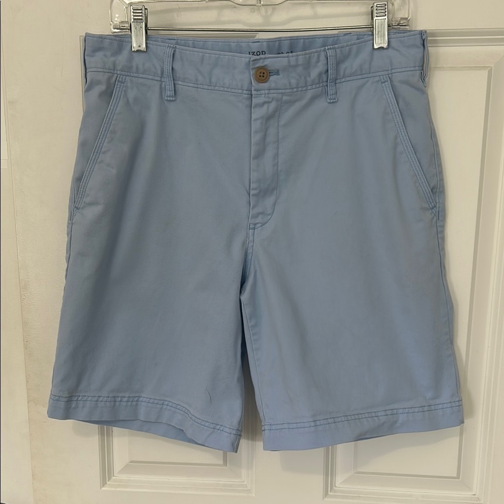 Izod Saltwater stretch inseam 9.5 Flat Front Shorts size 32 light blue Casual